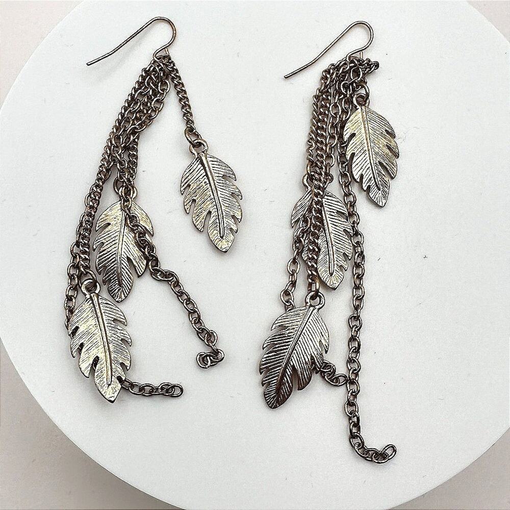 Vintage 80s Brass Leaf Tassel Earrings Multi-Chain Dangle Feathr Classic Jewelry